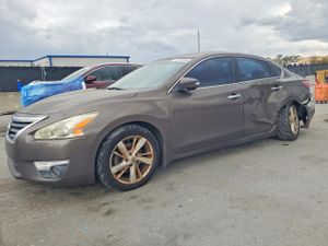 Nissan Altima 2.5L 4 2015