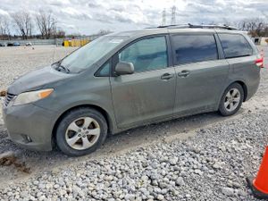 Toyota Sienna 3.5L 6 2011