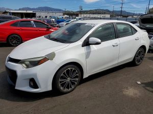 Toyota Corolla 1.8L 4 2015
