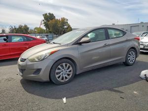 Hyundai Elantra 1.8L 4 2013