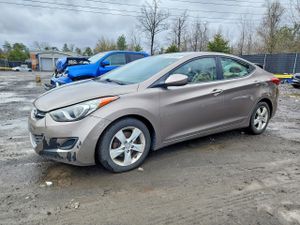 Hyundai Elantra 1.8L 4 2013