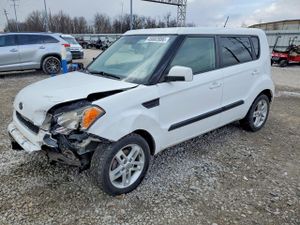 Kia Soul 2.0L 4 2011