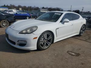 Porsche Panamera 4.8L 8 2013