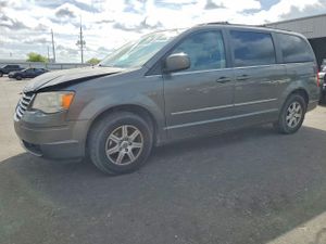 Chrysler Town & Country 4.0L 6 2010