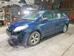 Toyota Sienna 3.5L 6 2012