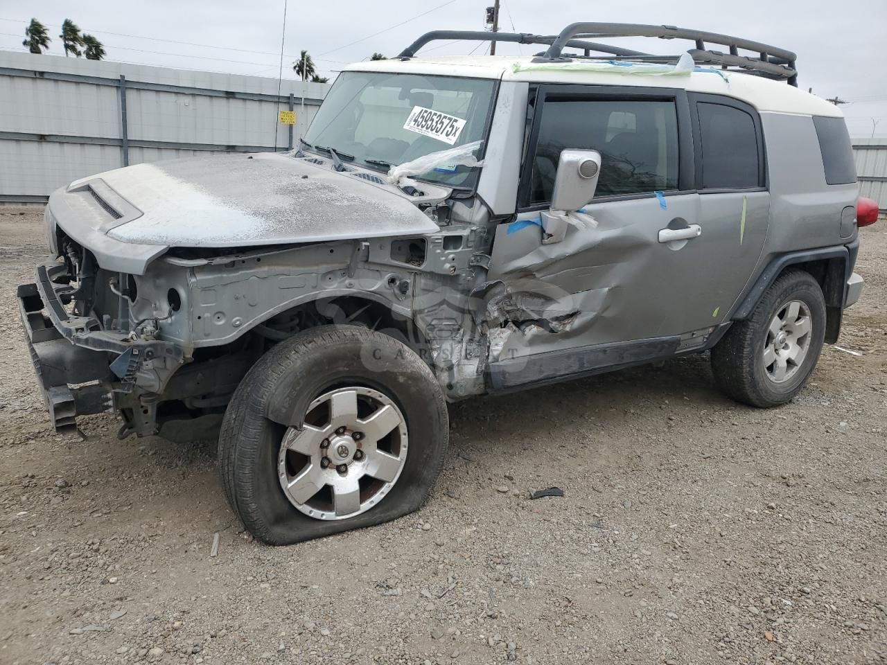 Toyota FJ Cruiser 4.0L 6 2010