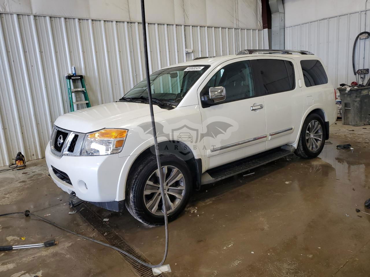 Nissan Armada SV 5.6L  8 2015