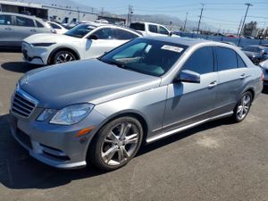 Mercedes-Benz E 3.5L 6 2013