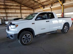 Toyota Tundra 5.7L 8 2013