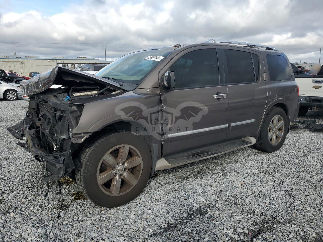 Nissan Armada PLATINUM 5.6L  8 2013