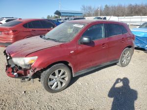 Mitsubishi Outlander ES 2.0L 4 2014