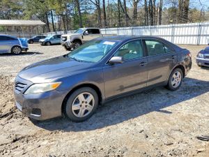 Toyota Camry 2.5L 4 2010