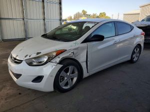 Hyundai Elantra 1.8L 4 2013