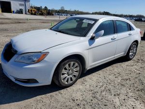 Chrysler 200 2.4L 4 2013