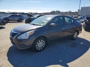 Nissan Versa 1.6L 4 2015