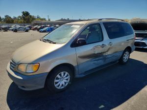 Toyota Sienna 3.0L 6 2001