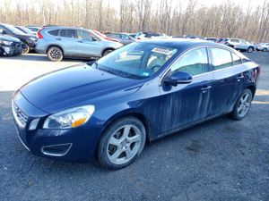 Volvo S60 2.5L 5 2013
