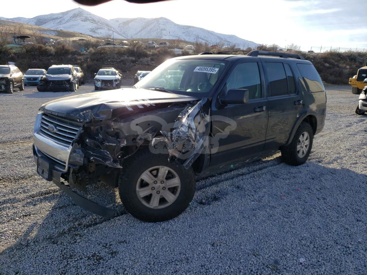 Ford Explorer XLT 4.0L  6 2010