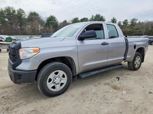 Toyota Tundra 4.6L 8 2015