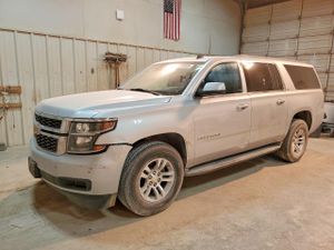 Chevrolet Suburban 5.3L 8 2015