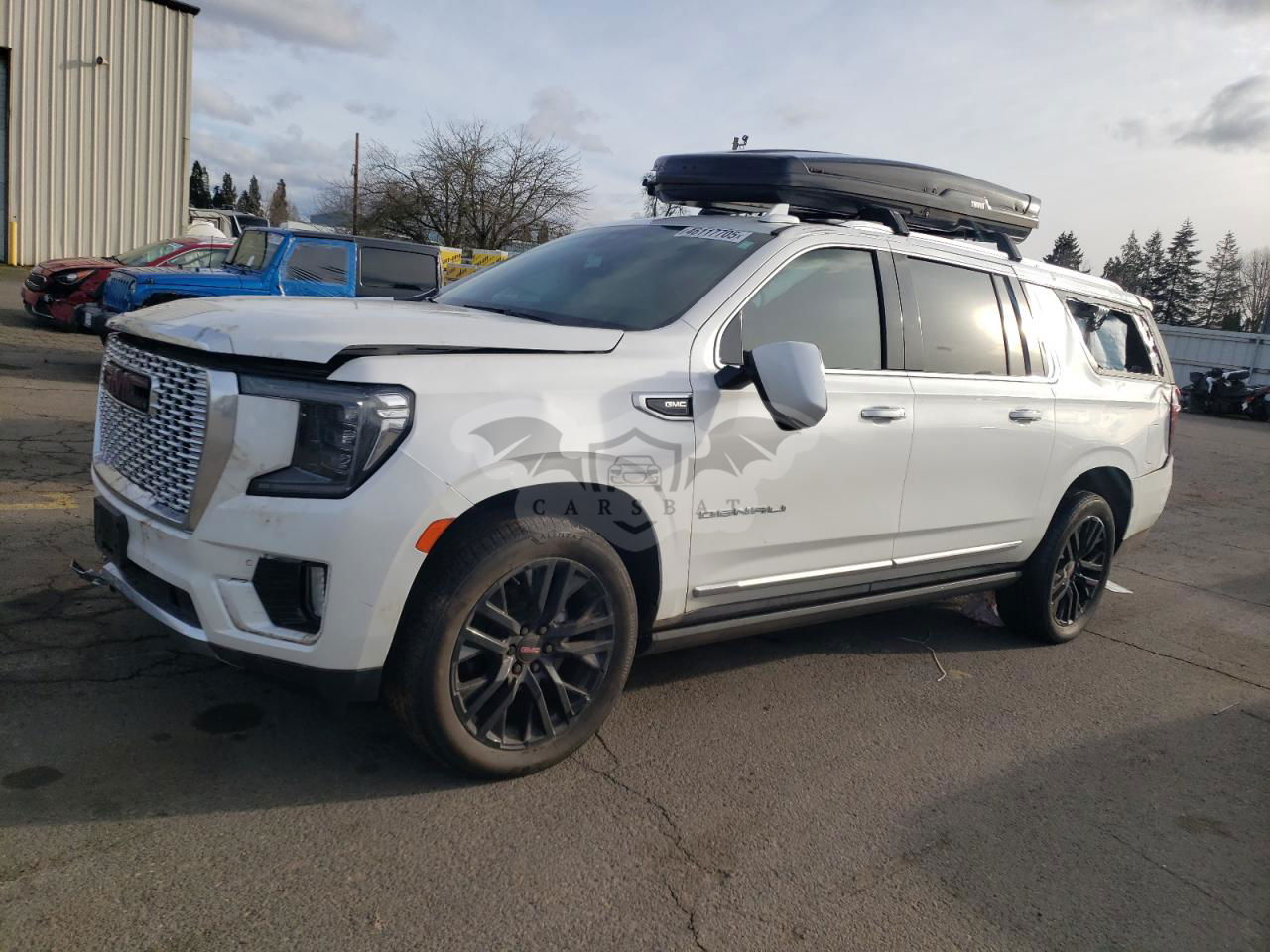 GMC Yukon DENALI 6.2L  8 2021