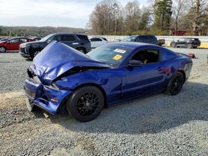 Ford Mustang 3.7L 6 2014