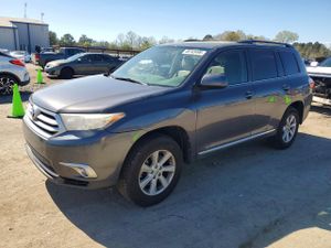 Toyota Highlander 3.5L 6 2013