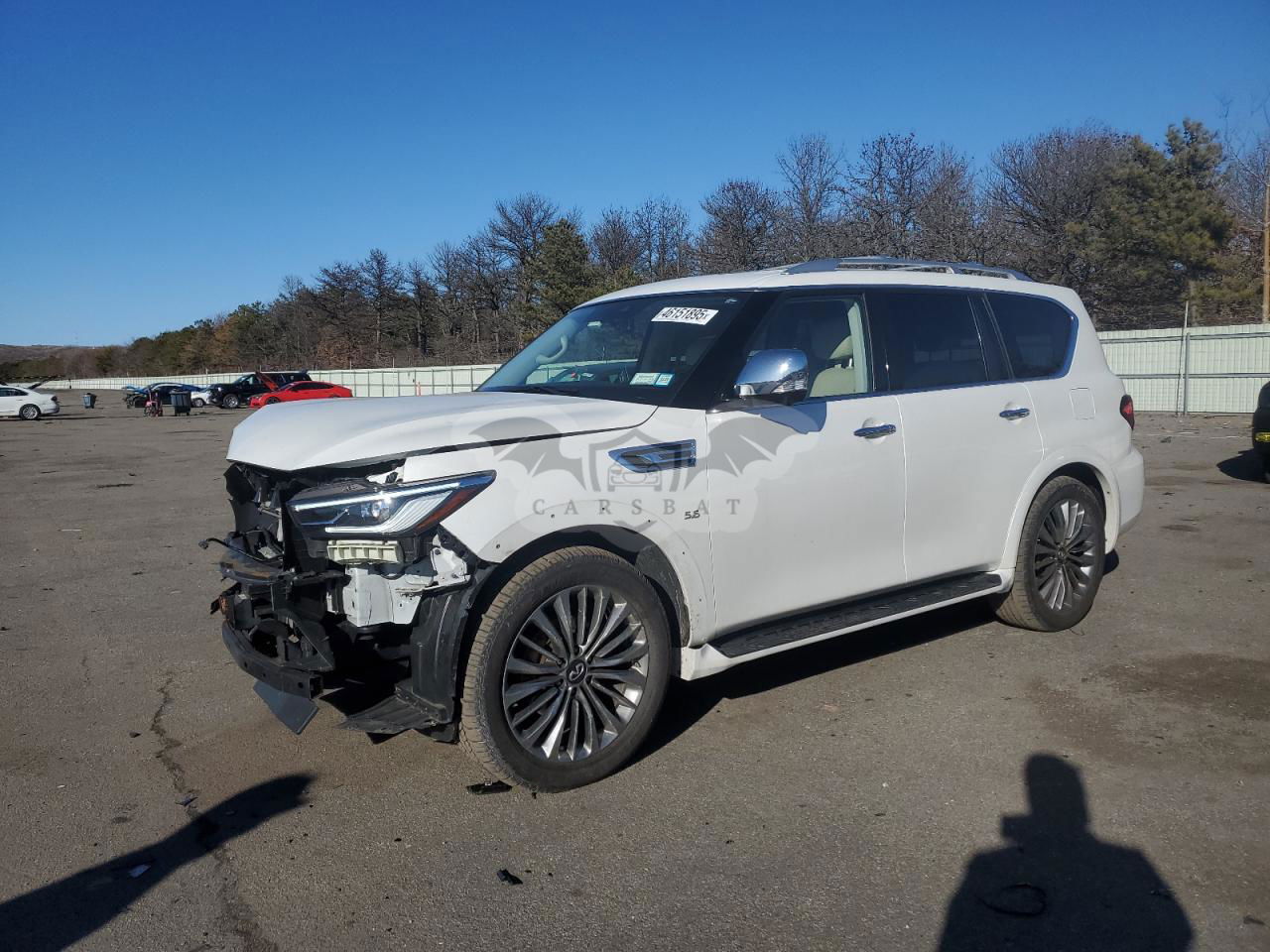Infiniti QX80 LUXE 5.6L  8 2019