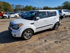 Kia Soul 2.0L 4 2011