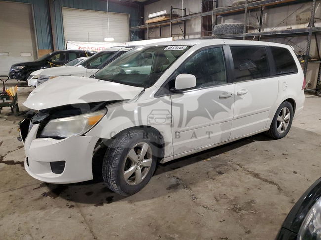 Volkswagen Routan SEL 4.0L  6 2010