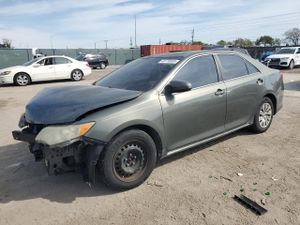 Toyota Camry L 2.5L 4 2014