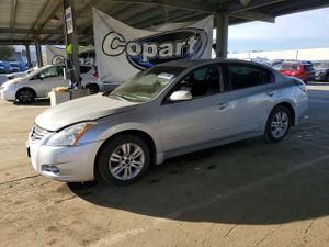 Nissan Altima 2.5L 4 2012