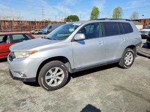 Toyota Highlander 3.5L 6 2013