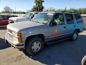 Chevrolet Tahoe 5.7L 8 1999