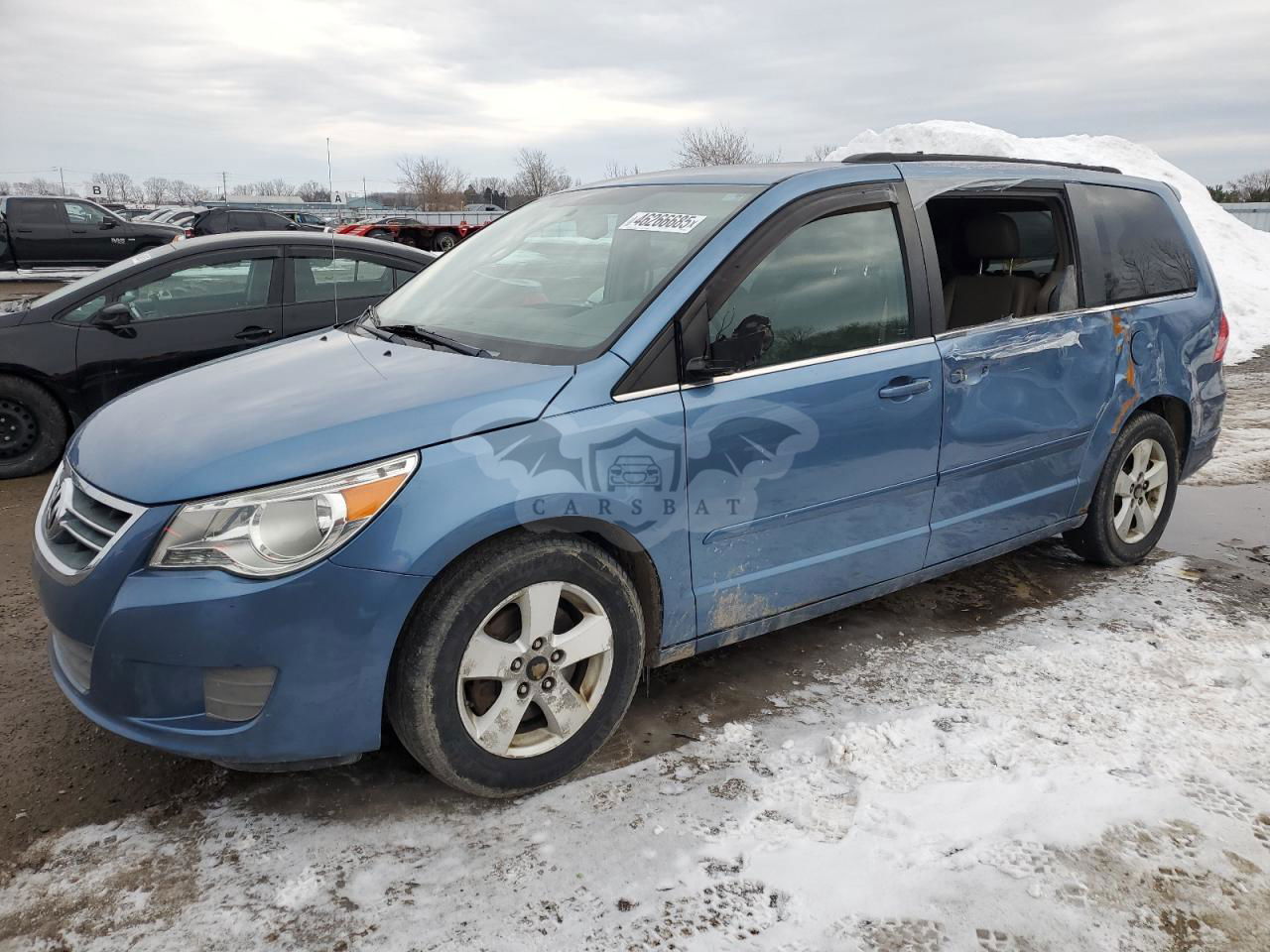 Volkswagen Routan SE 3.6L  6 2012