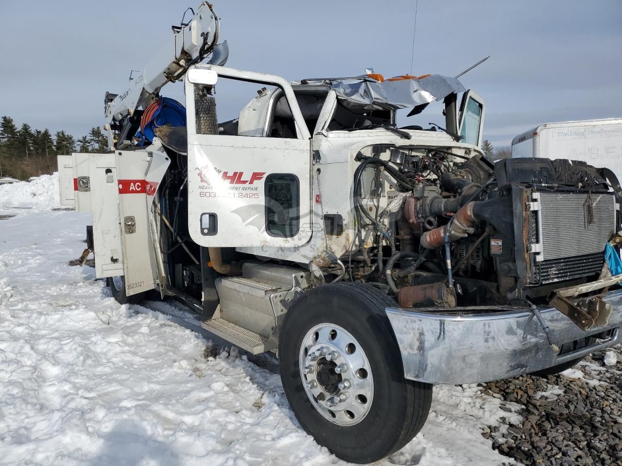 Peterbilt 330/337/348 8.9L 6 2017