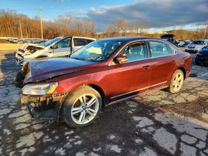 Volkswagen Passat 2.0L 4 2013