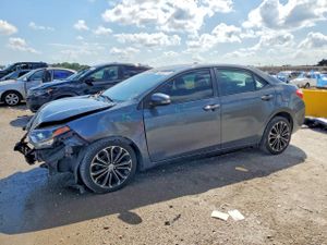 Toyota Corolla 1.8L 4 2015