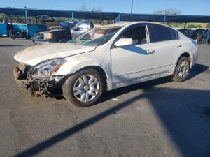 Nissan Altima 2.5L 4 2012