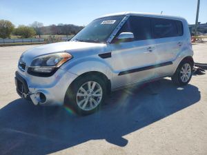 Kia Soul 2.0L 4 2012