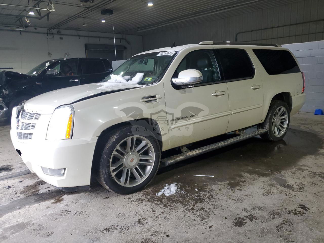 Cadillac Escalade ESV PREMIUM 6.2L  8 2013