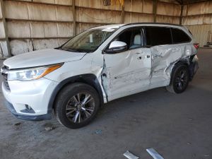 Toyota Highlander 3.5L 6 2014