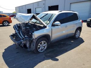 Volkswagen Tiguan 2.0L 4 2015