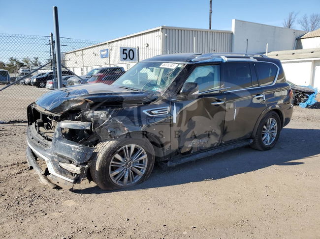 Infiniti QX80 LUXE 5.6L  8 2022