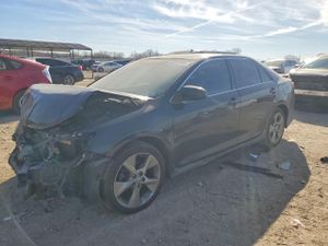 Toyota Camry 3.5L 6 2012