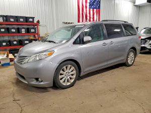 Toyota Sienna 3.5L 6 2013