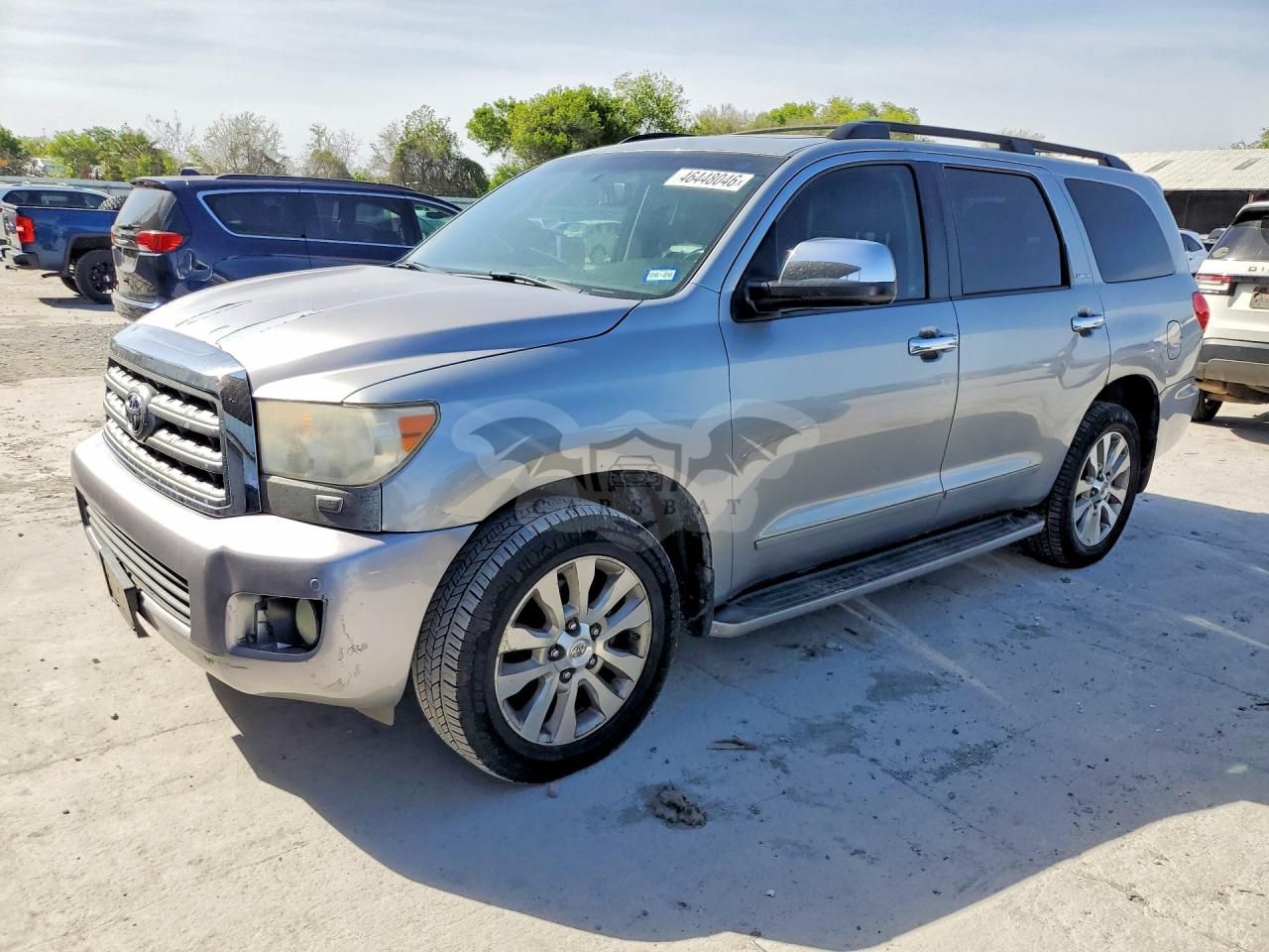 Toyota Sequoia 5.7L 8 2013