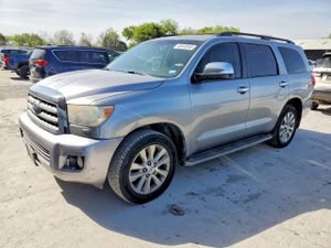 Toyota Sequoia 5.7L 8 2013