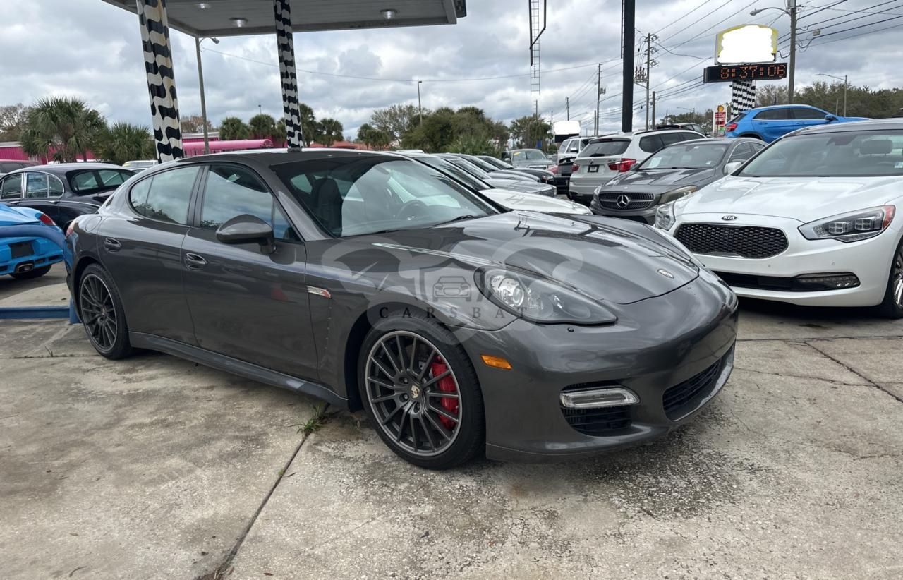Porsche Panamera TURBO 4.8L 8 2013