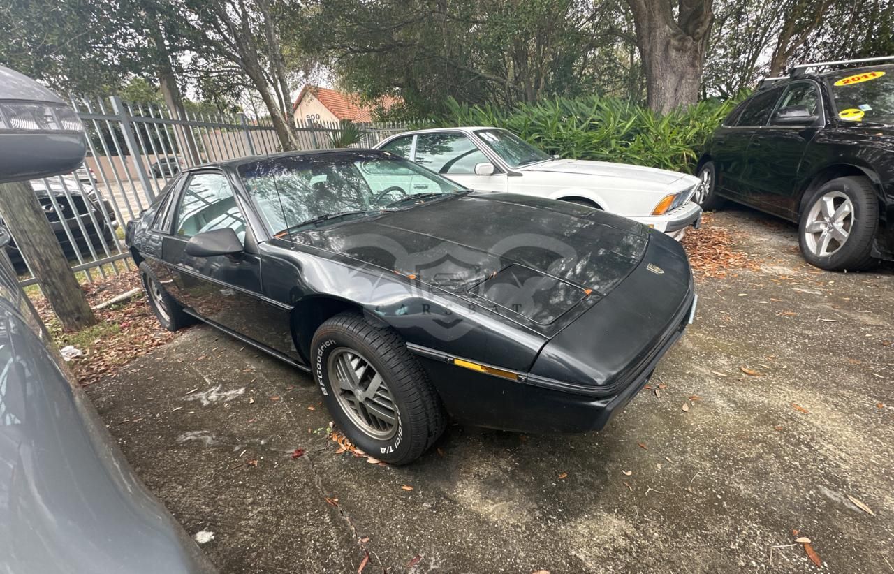 Pontiac Fiero SE 2.5L 4 1984